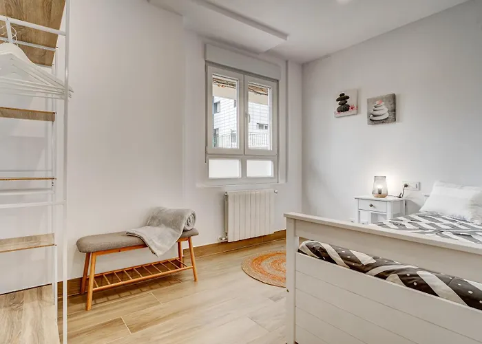 Larra By Sanse Holidays * San Sebastián