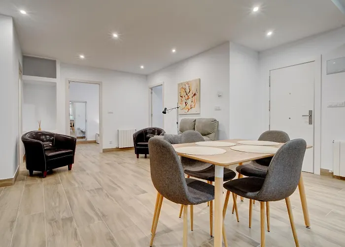 Larra By Sanse Holidays San Sebastián